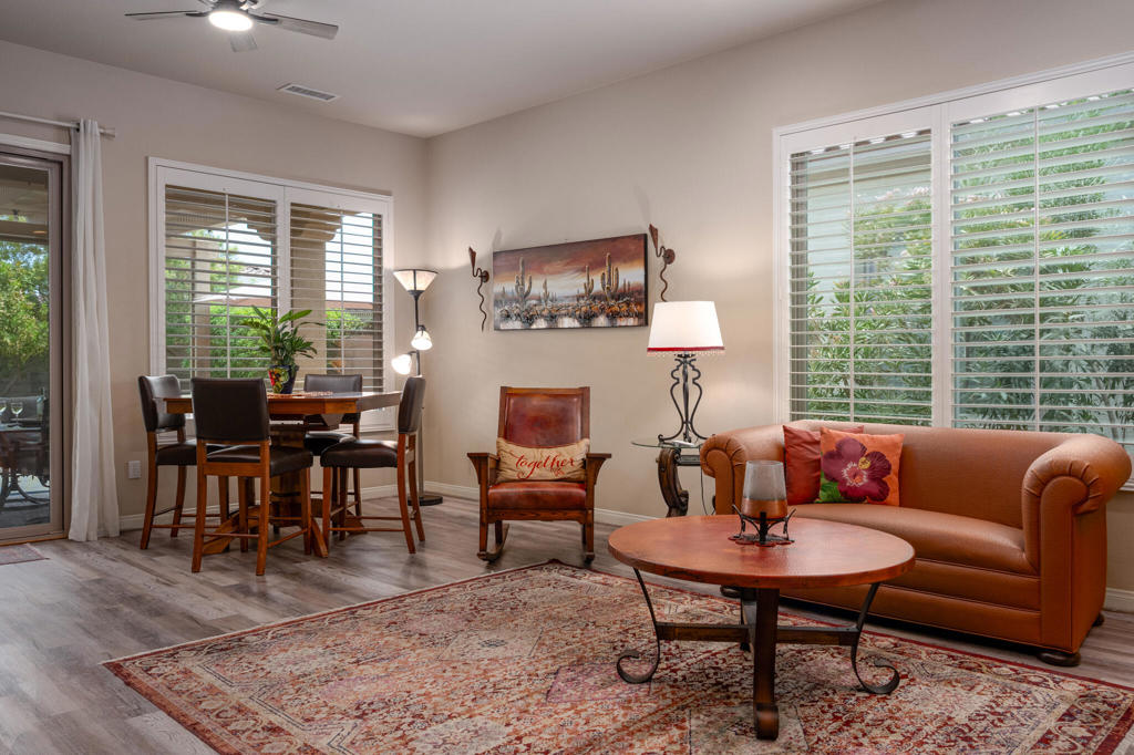 41360 Calle Pampas Property Photo 10