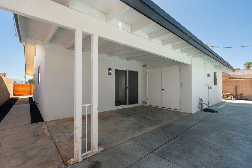 66672 Flora Avenue Property Photo 34