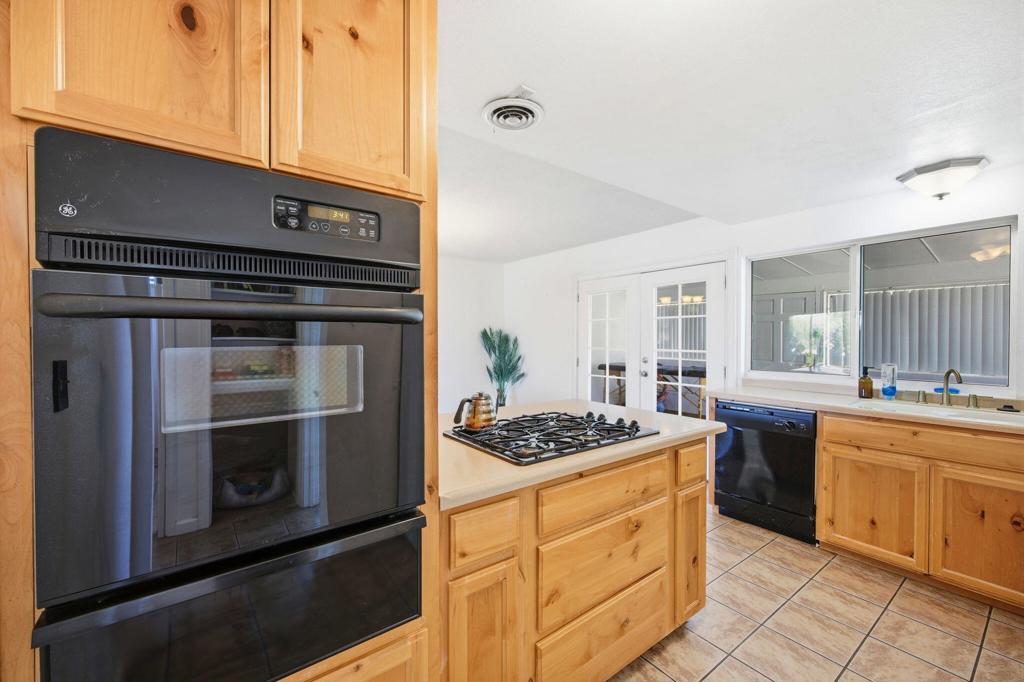7798 Acoma Trail Property Photo 19