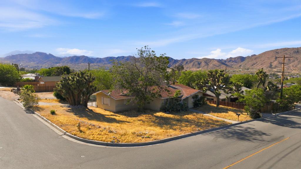 7798 Acoma Trail Property Photo 33