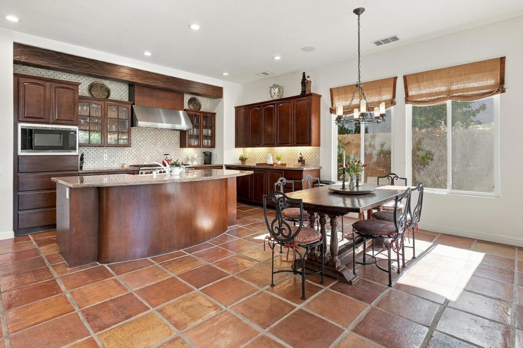 80505 Via Talavera Property Photo 24