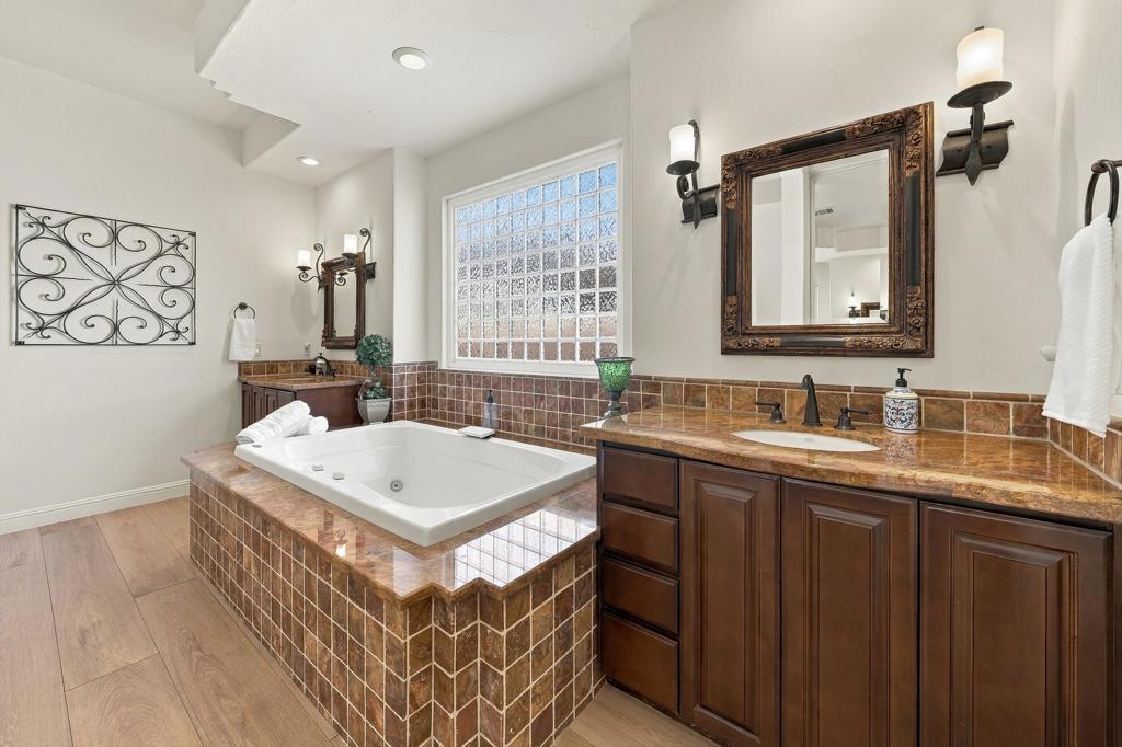 80505 Via Talavera Property Photo 31