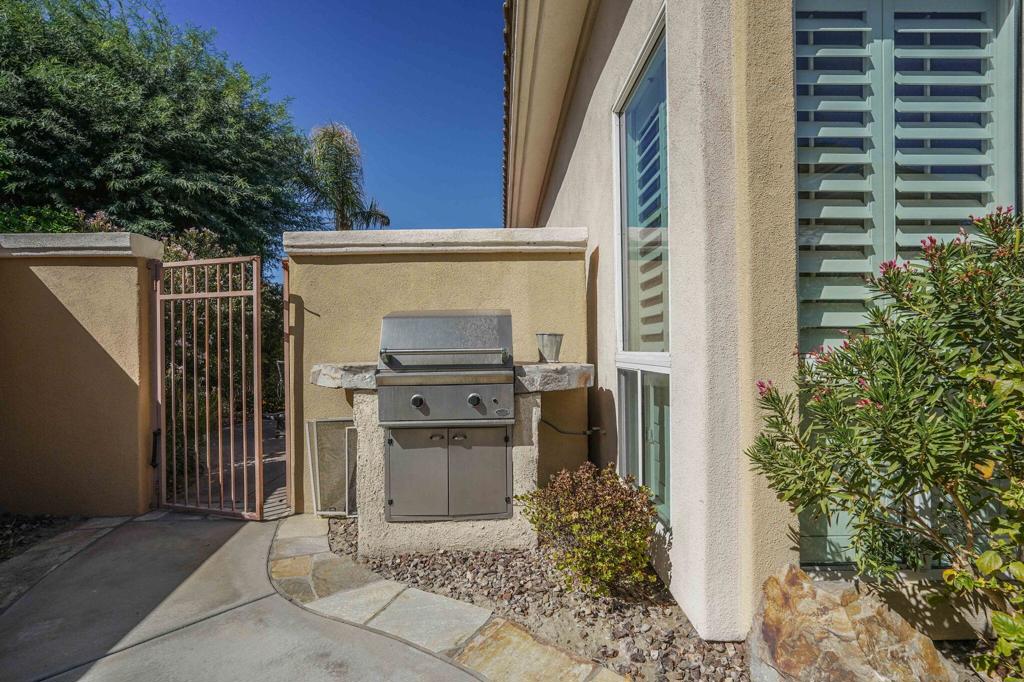 35611 Meridia Property Photo 12