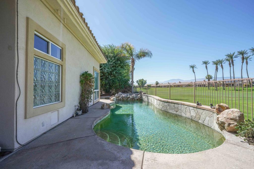 35611 Meridia Property Photo 69