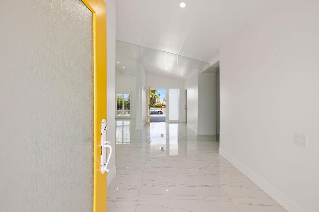 72645 Skyward Way Property Photo 4