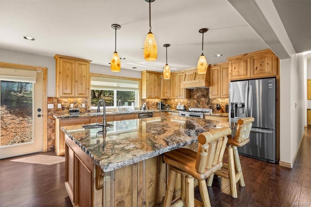 1147 Alameda Road Property Photo 11