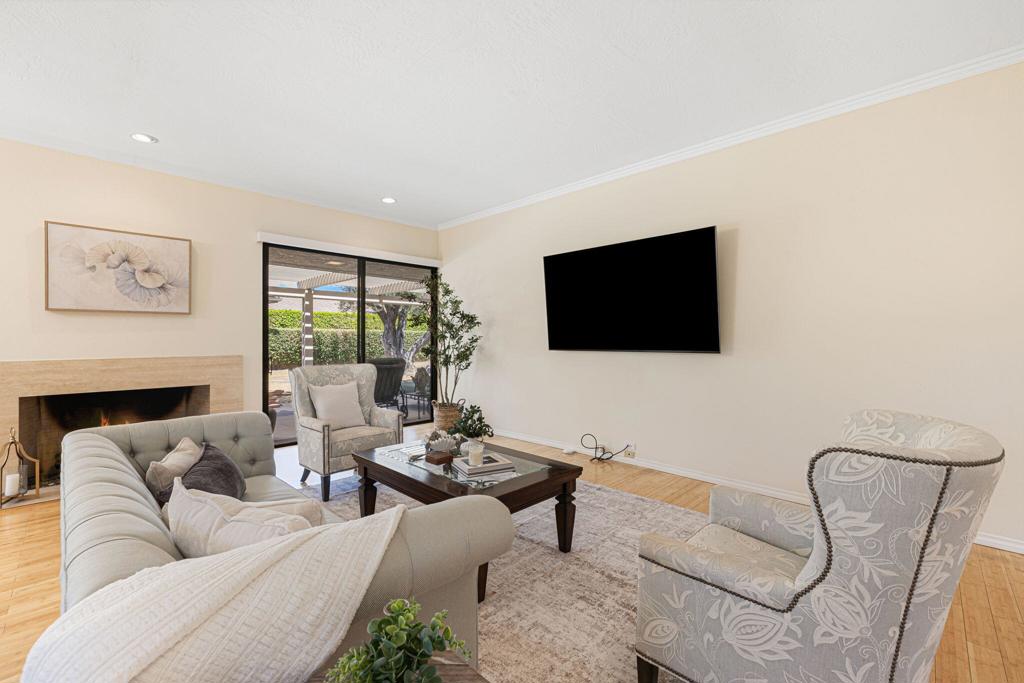 1 Rutgers Court Property Photo 4