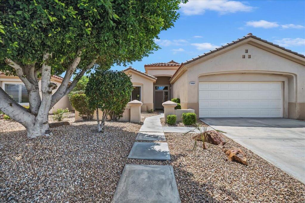78969 Lavender Circle Property Photo 2