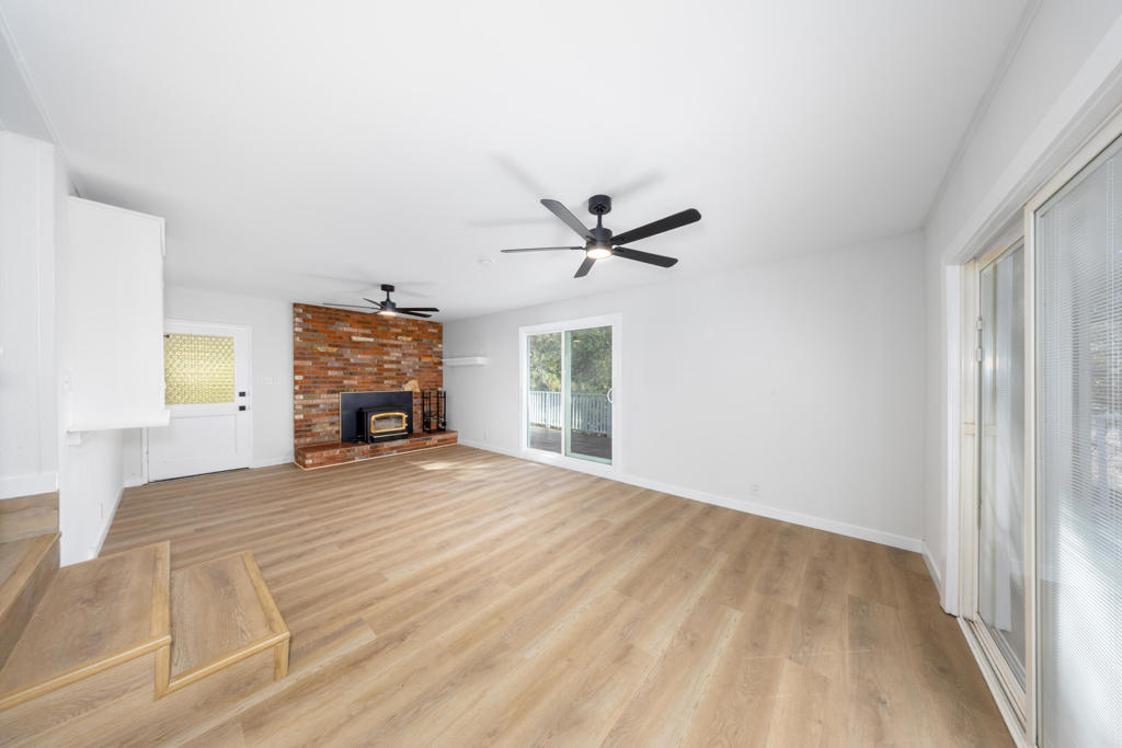 52647 Pine Cove Road Property Photo 12