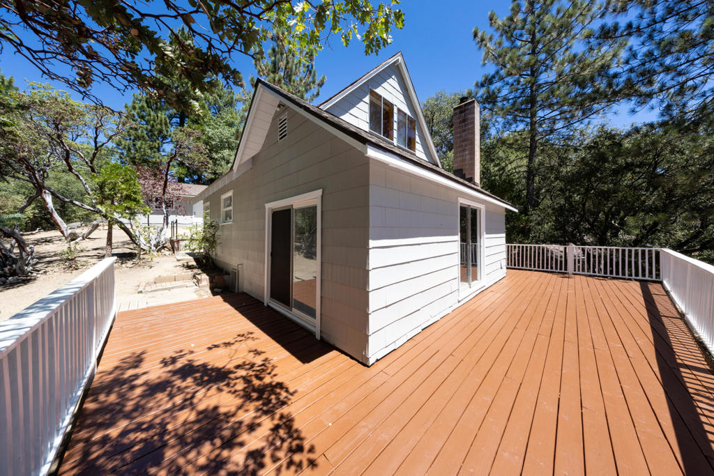 52647 Pine Cove Road Property Photo 28