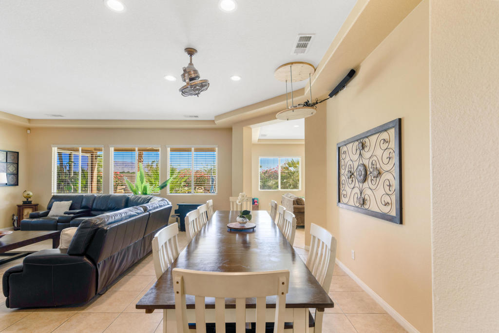 43502 Sentiero Drive Property Photo 9
