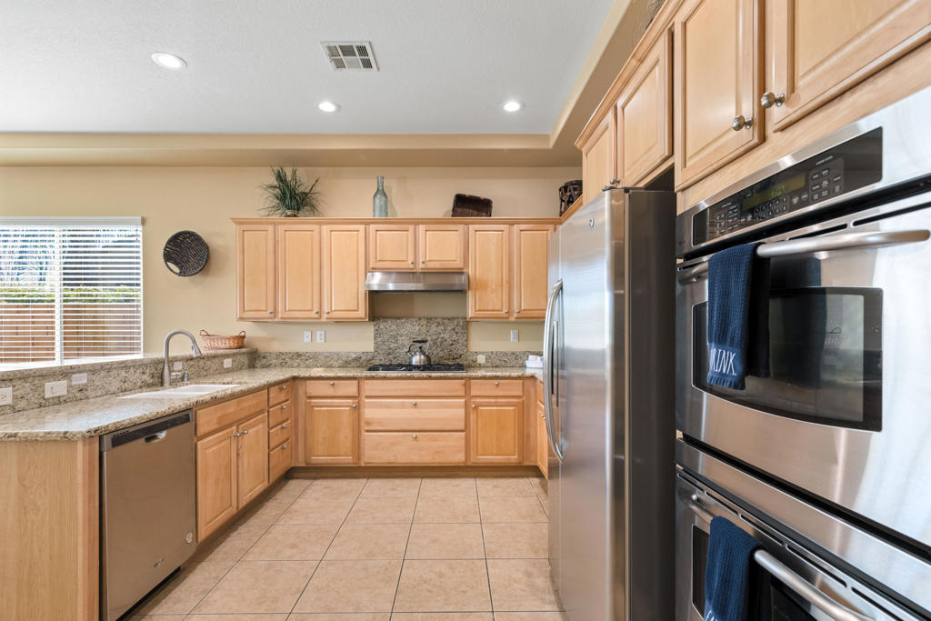 43502 Sentiero Drive Property Photo 11