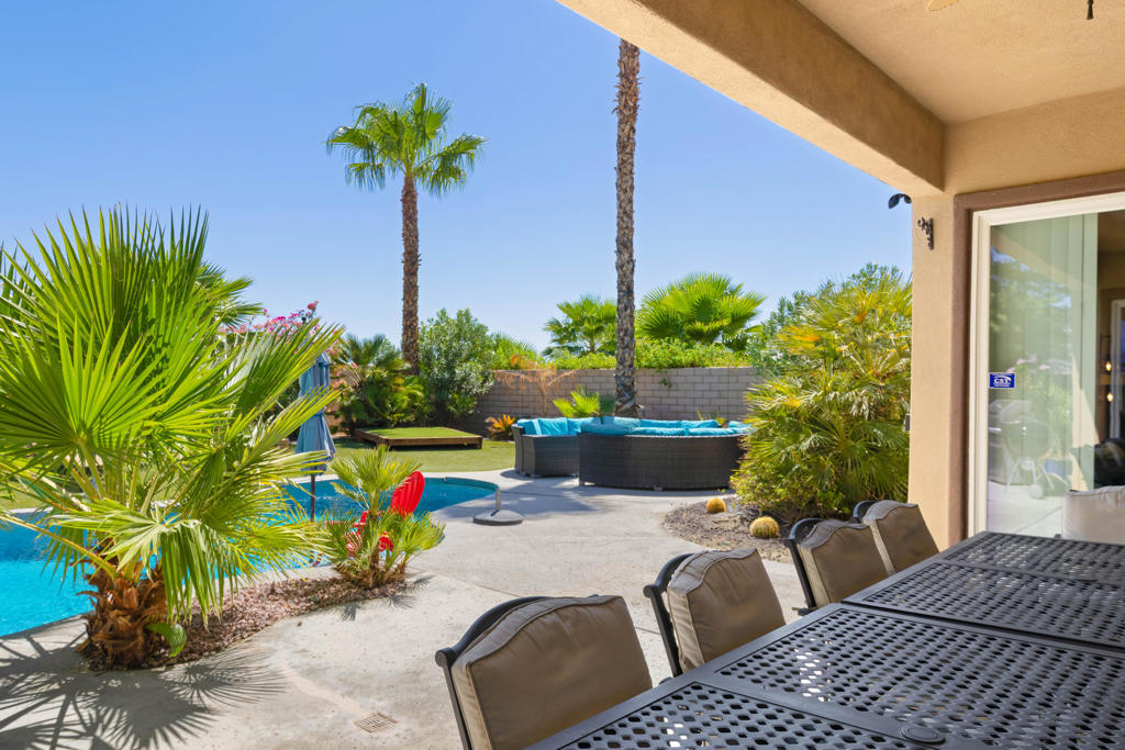 43502 Sentiero Drive Property Photo 19