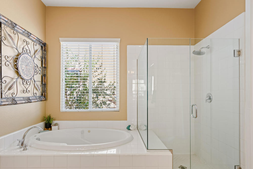 43502 Sentiero Drive Property Photo 31