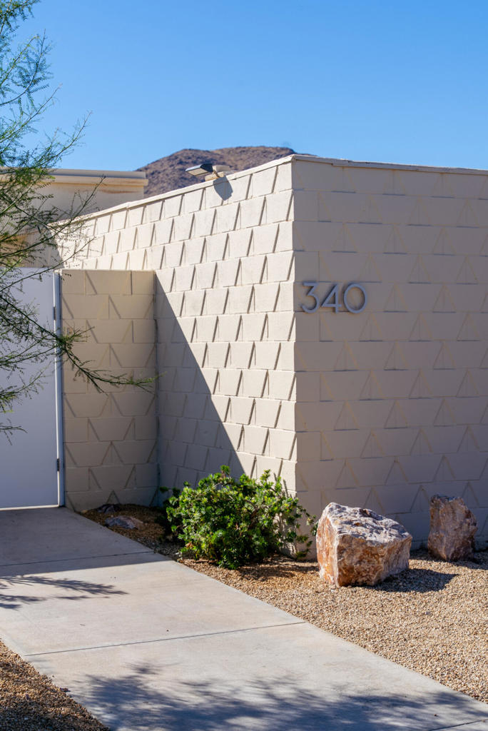 340 Desert Lakes Drive Property Photo 16