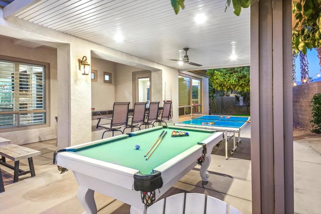 48713 Spring Rain Court Property Photo 8