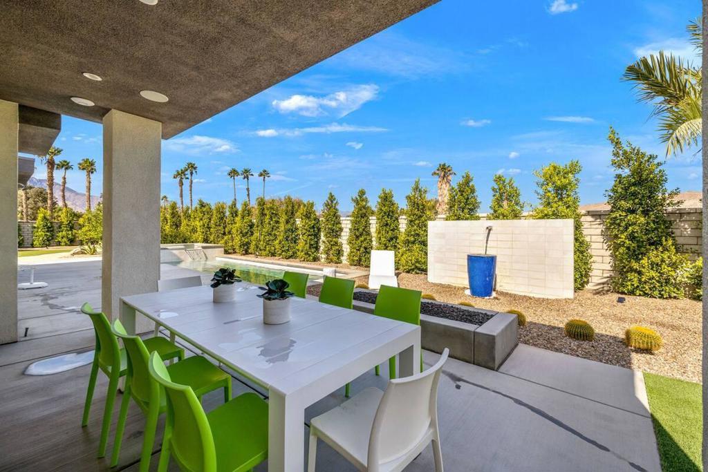 2 Iridium Way Property Photo 15
