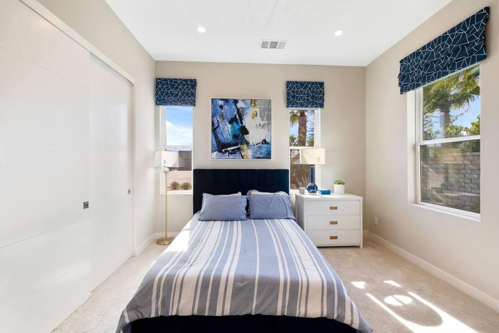 2 Iridium Way Property Photo 19