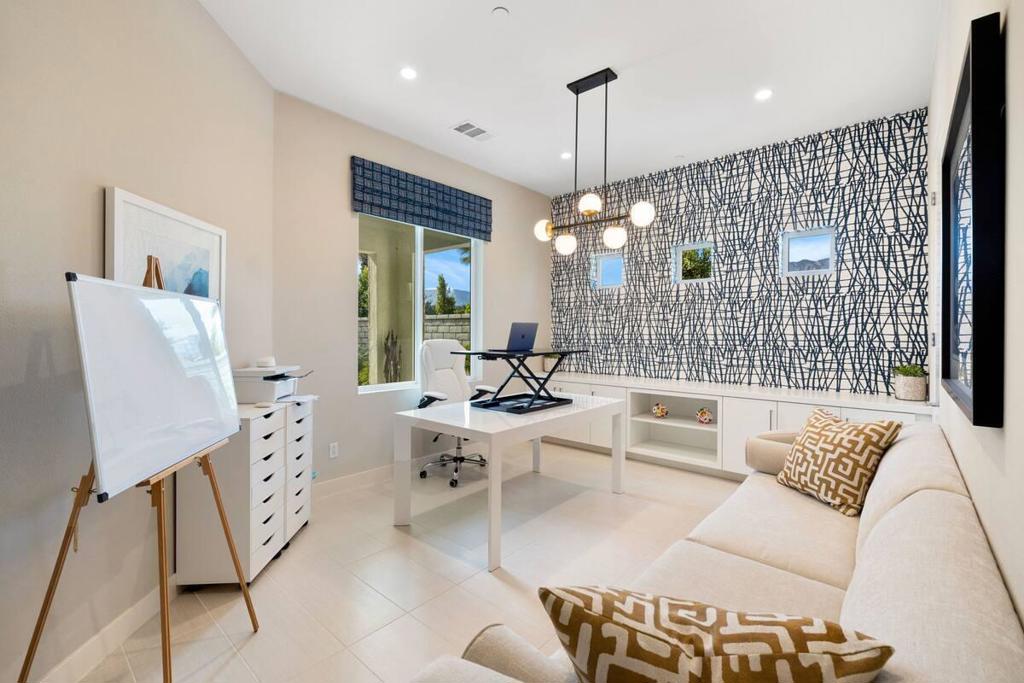2 Iridium Way Property Photo 22