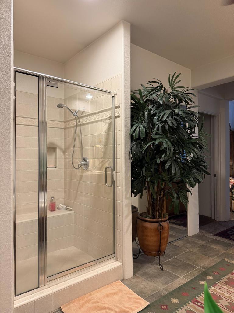 39 Via Amormio Property Photo 10