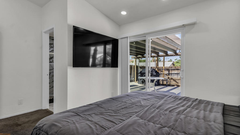 13765 Hermano Way Property Photo 23