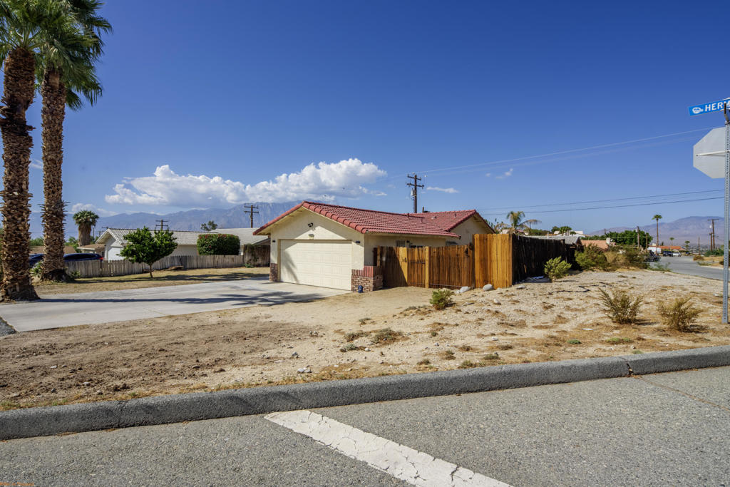 13765 Hermano Way Property Photo 31