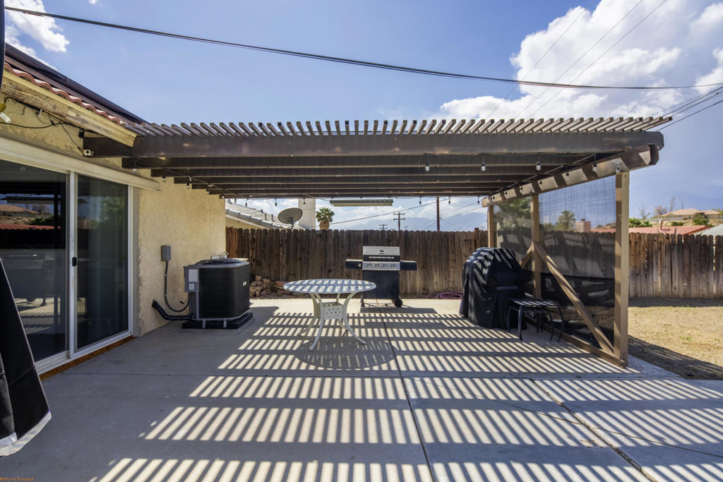 13765 Hermano Way Property Photo 32