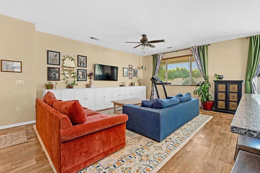 82813 Longfellow Court Property Photo 8