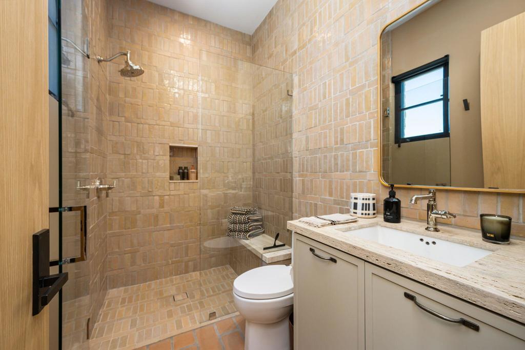78751 Deacon Drive E Property Photo 60
