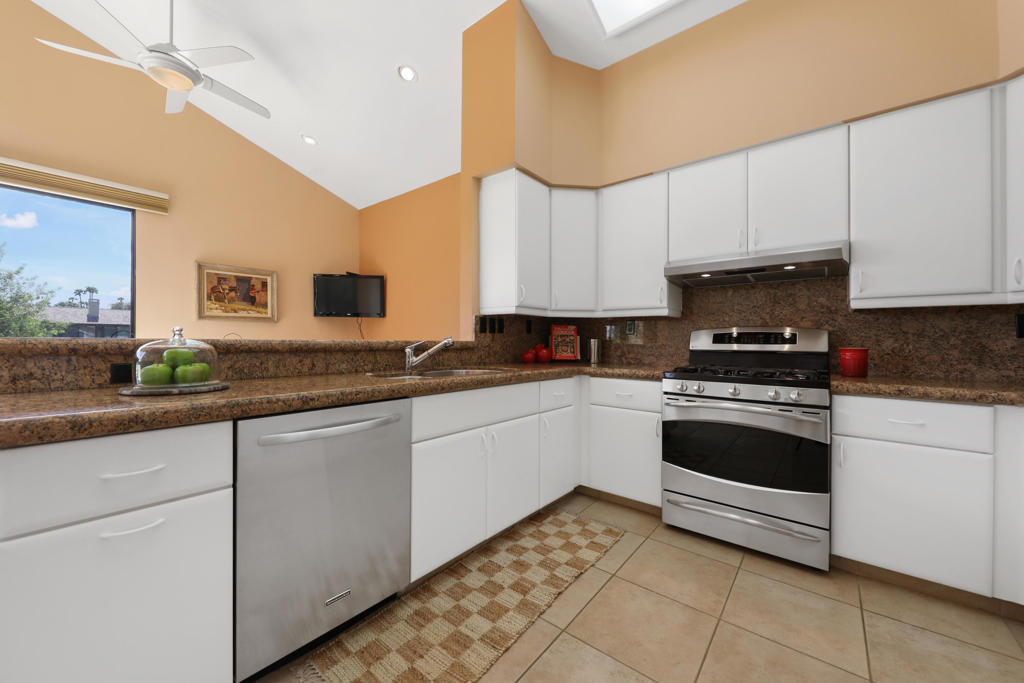 109 Deer Spring Way Property Photo 15