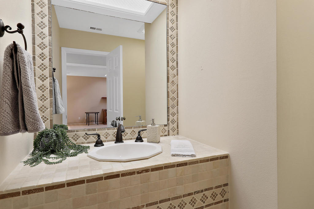 109 Deer Spring Way Property Photo 17