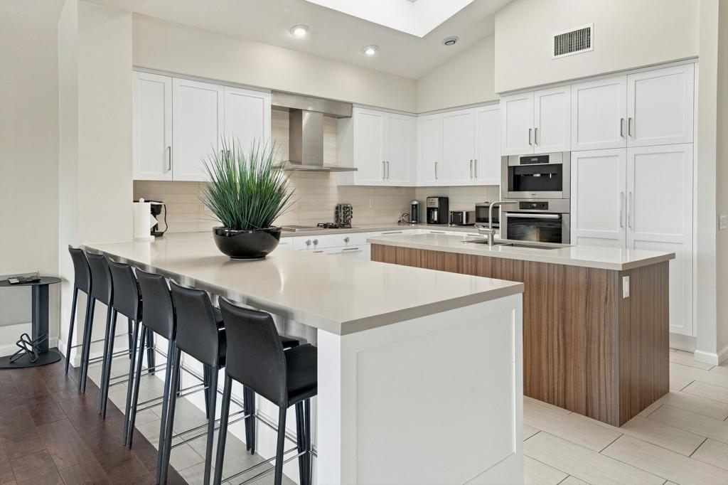 54259 Southern Property Photo 24
