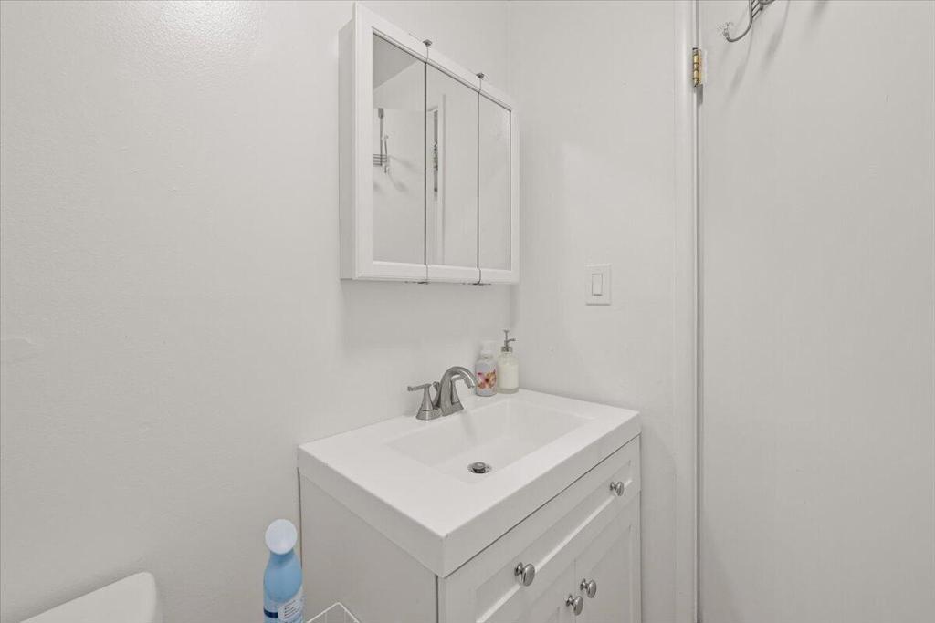 735 Stocker Road Property Photo 30