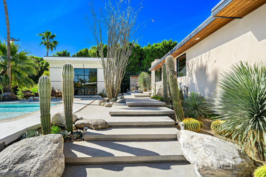 623 W Chino Canyon Road Property Photo 68