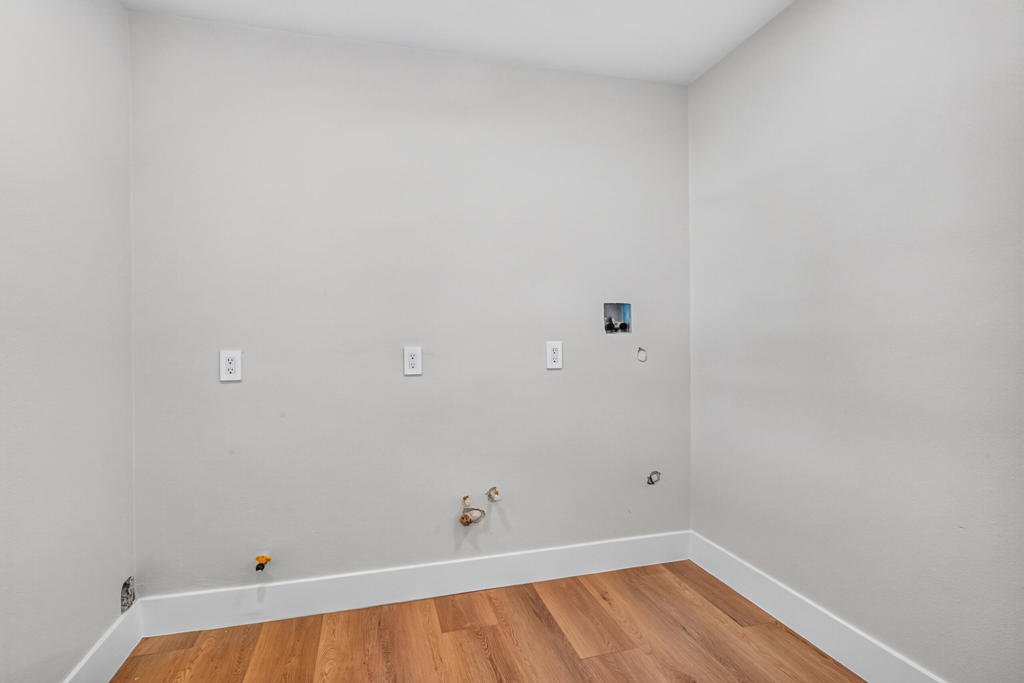 1388 S Farrell Drive Property Photo 16