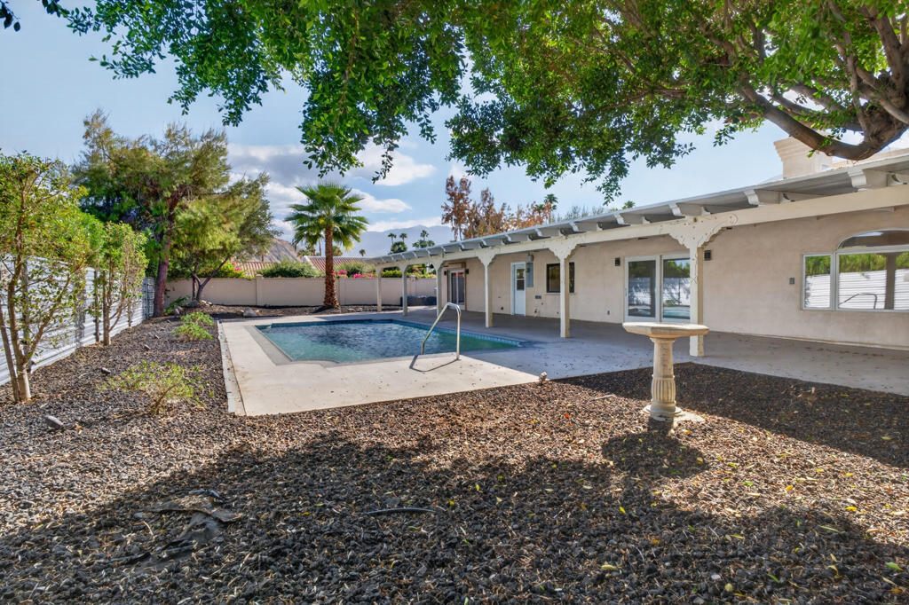 1388 S Farrell Drive Property Photo 18