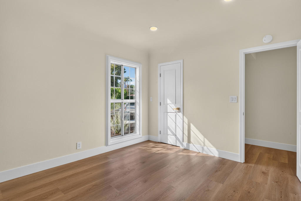 1388 S Farrell Drive Property Photo 30