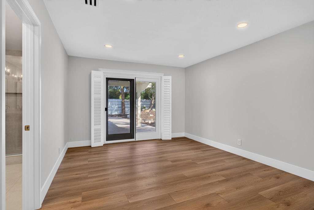 1388 S Farrell Drive Property Photo 31