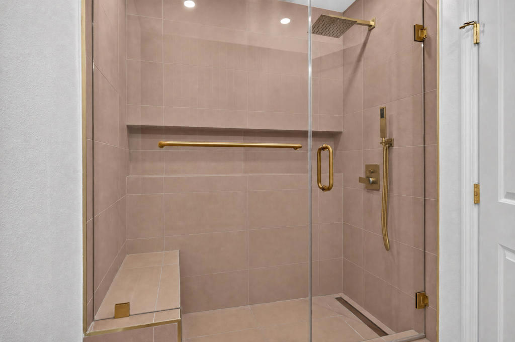 1388 S Farrell Drive Property Photo 37