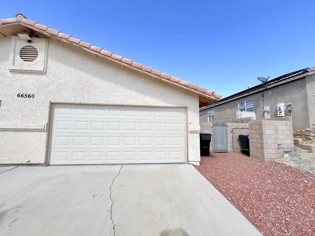 66560 San Diego Drive Property Photo 2