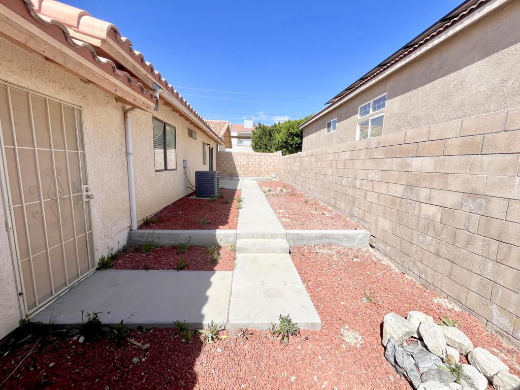 66560 San Diego Drive Property Photo 23