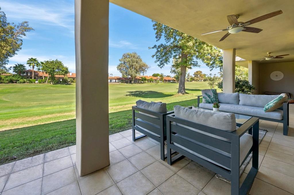 78118 Lago Drive Property Photo 3