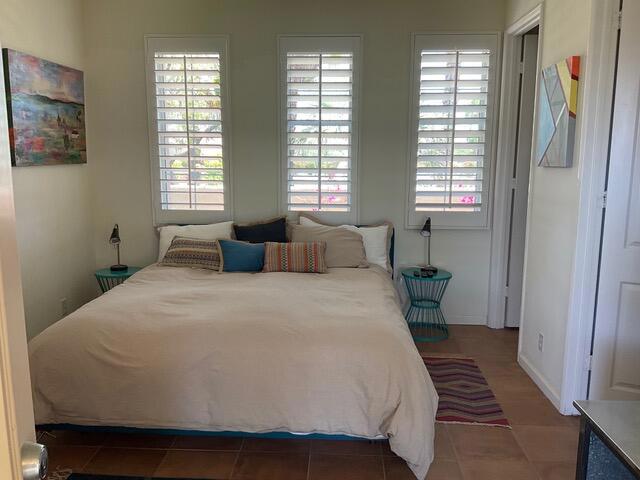 74040 Chinook Circle Property Photo 2