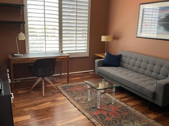 74040 Chinook Circle Property Photo 6