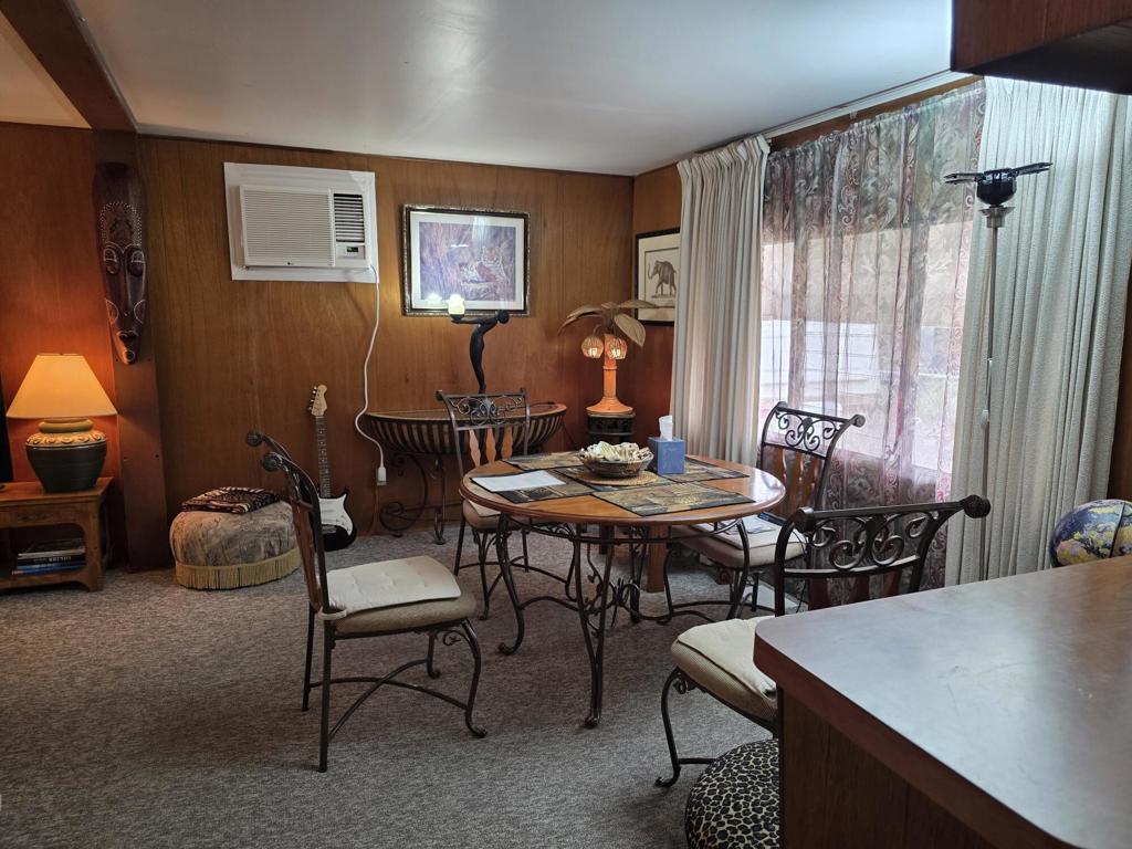 9548 Avenue E Property Photo 11