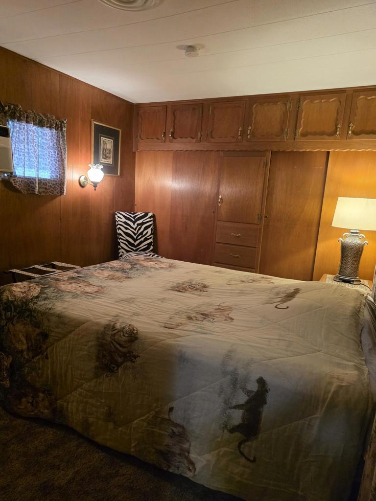 9548 Avenue E Property Photo 22