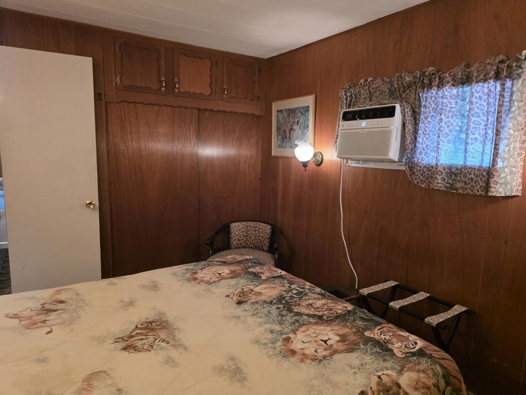 9548 Avenue E Property Photo 24