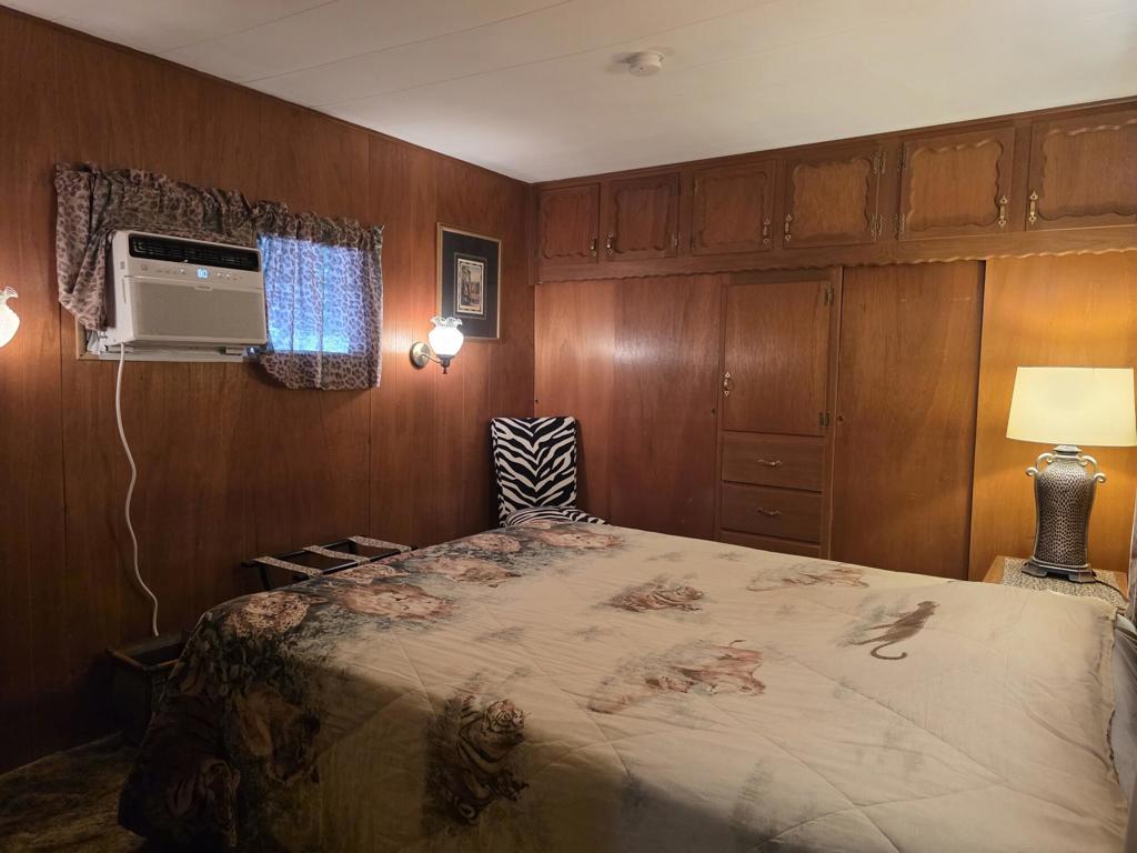9548 Avenue E Property Photo 26