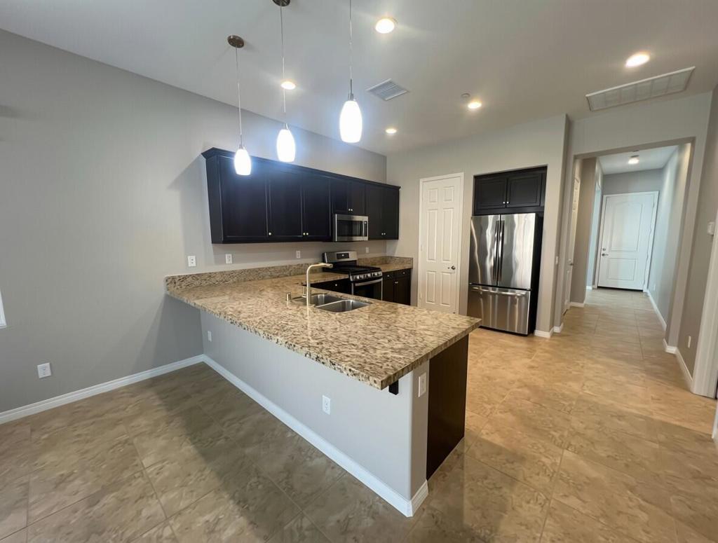 43842 Treviso Drive Property Photo 4