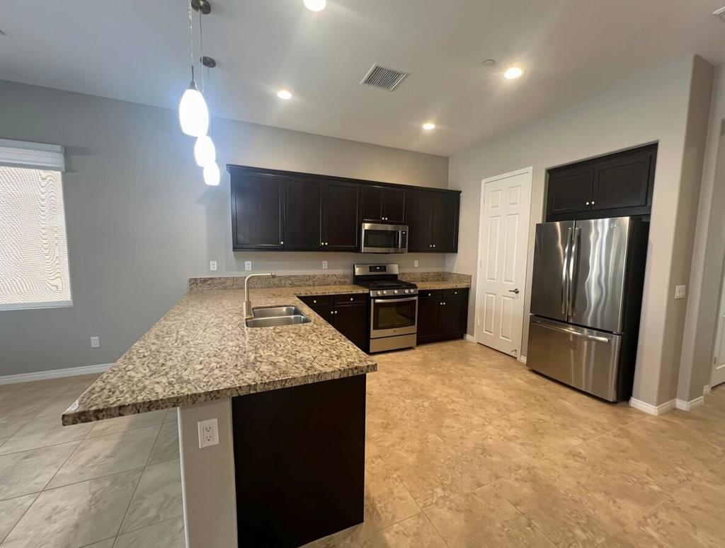 43842 Treviso Drive Property Photo 5